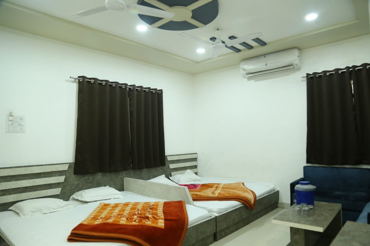 Hotel Shree DwarkaDhis Palace, Ujjain