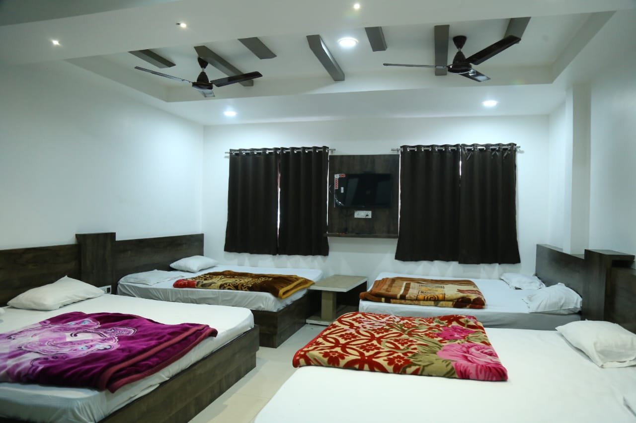 Hotel Shree DwarkaDhis Palace, Ujjain