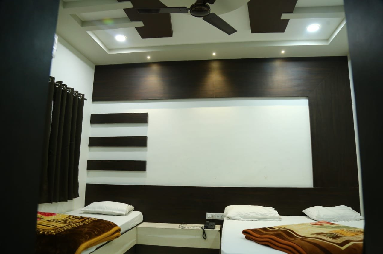 Hotel Shree DwarkaDhis Palace, Ujjain